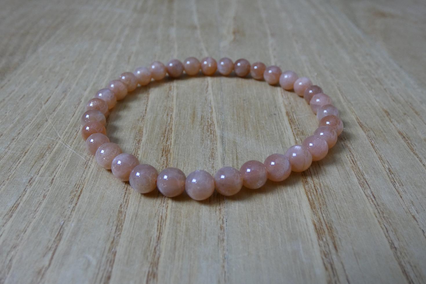 BRACCIALE IN PIETRA DEL SOLE 1