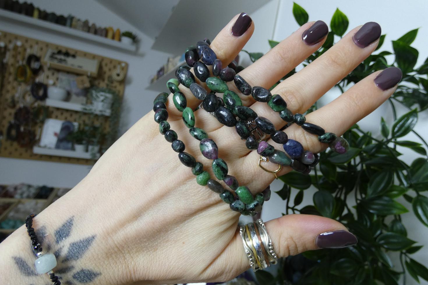 BRACCIALE IN RUBY ZOISITE PIETRE NATURALI