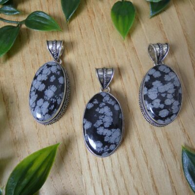 CIONDOLO IN OSSIDIANA FIOCCO DI NEVE