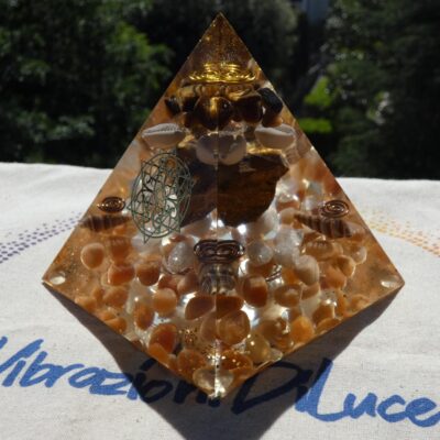 PIRAMIDE ORGONICA GRANDE 2 1