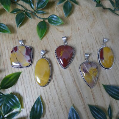 CIONDOLO IN MOOKAITE