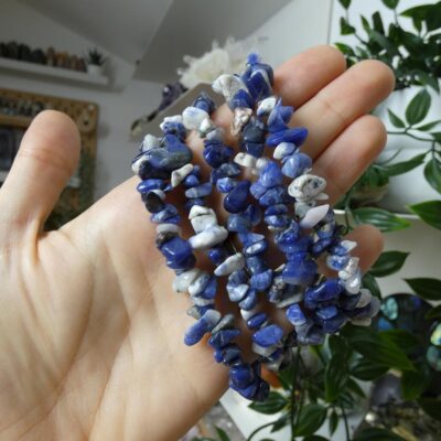 BRACCIALE IN SODALITE CHIPS