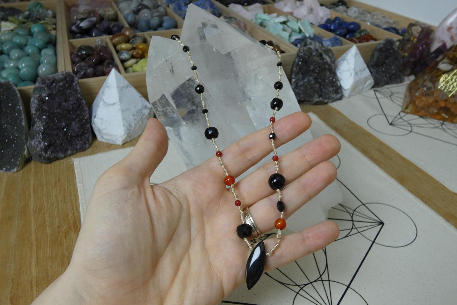 GIROCOLLO CHAKRA DELLA RADICE 3