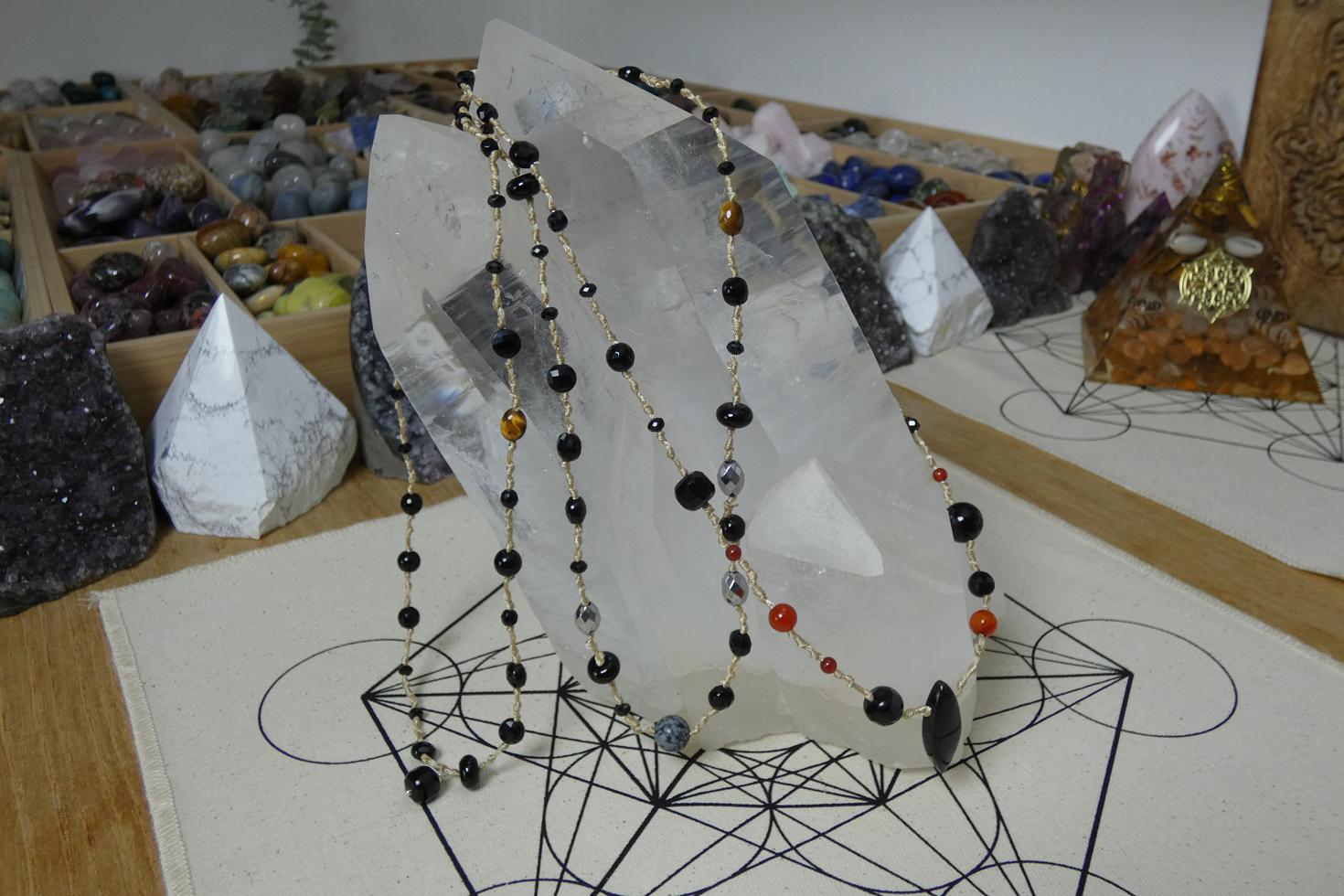 GIROCOLLO CHAKRA DELLA RADICE