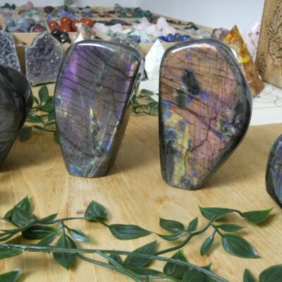 FREEFORM IN LABRADORITE VIOLA 0